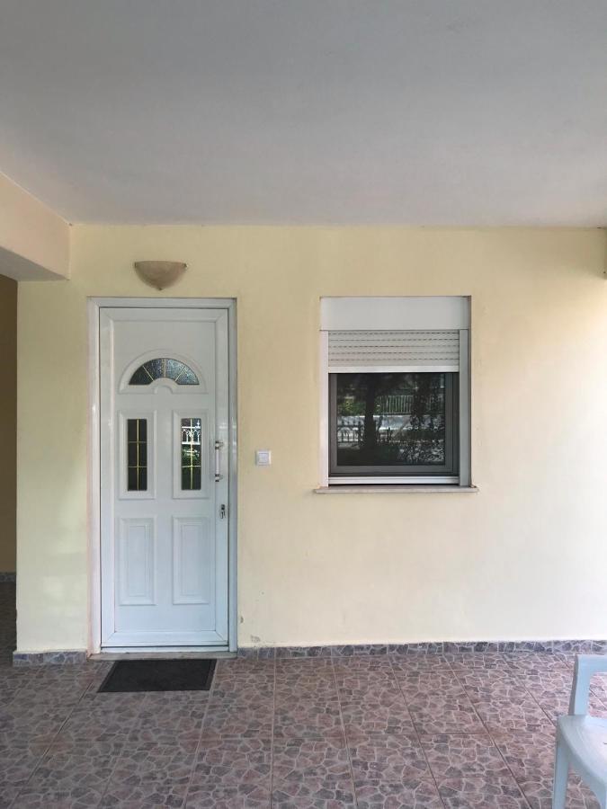 Lux Studio Apartment Alejandrópolis Exterior foto